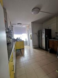 Blk 946 Tampines Avenue 4 (Tampines), HDB 4 Rooms #560766551